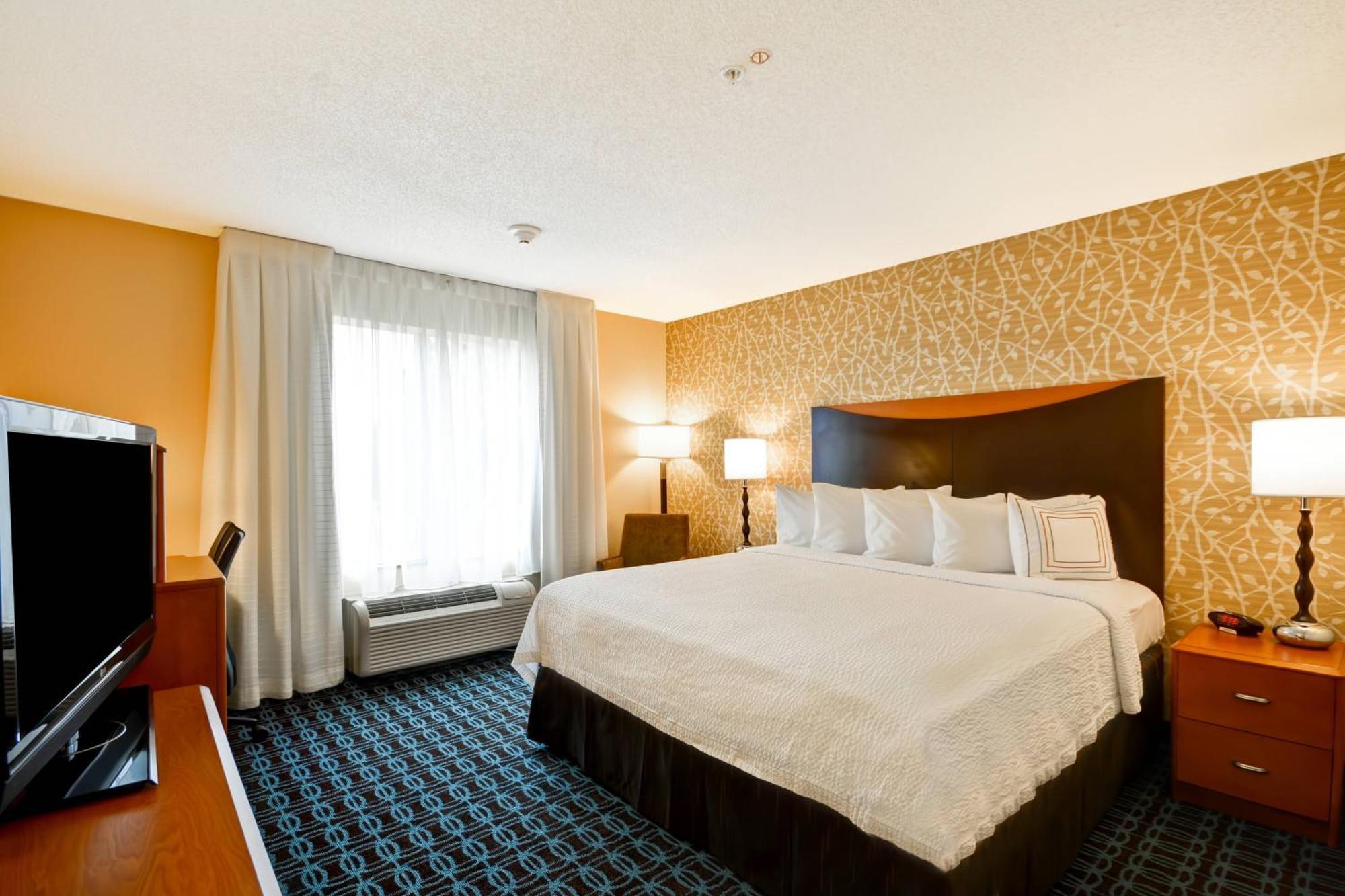Fairfield Inn & Suites Tampa Fairgrounds/Casino Orient Park Dış mekan fotoğraf