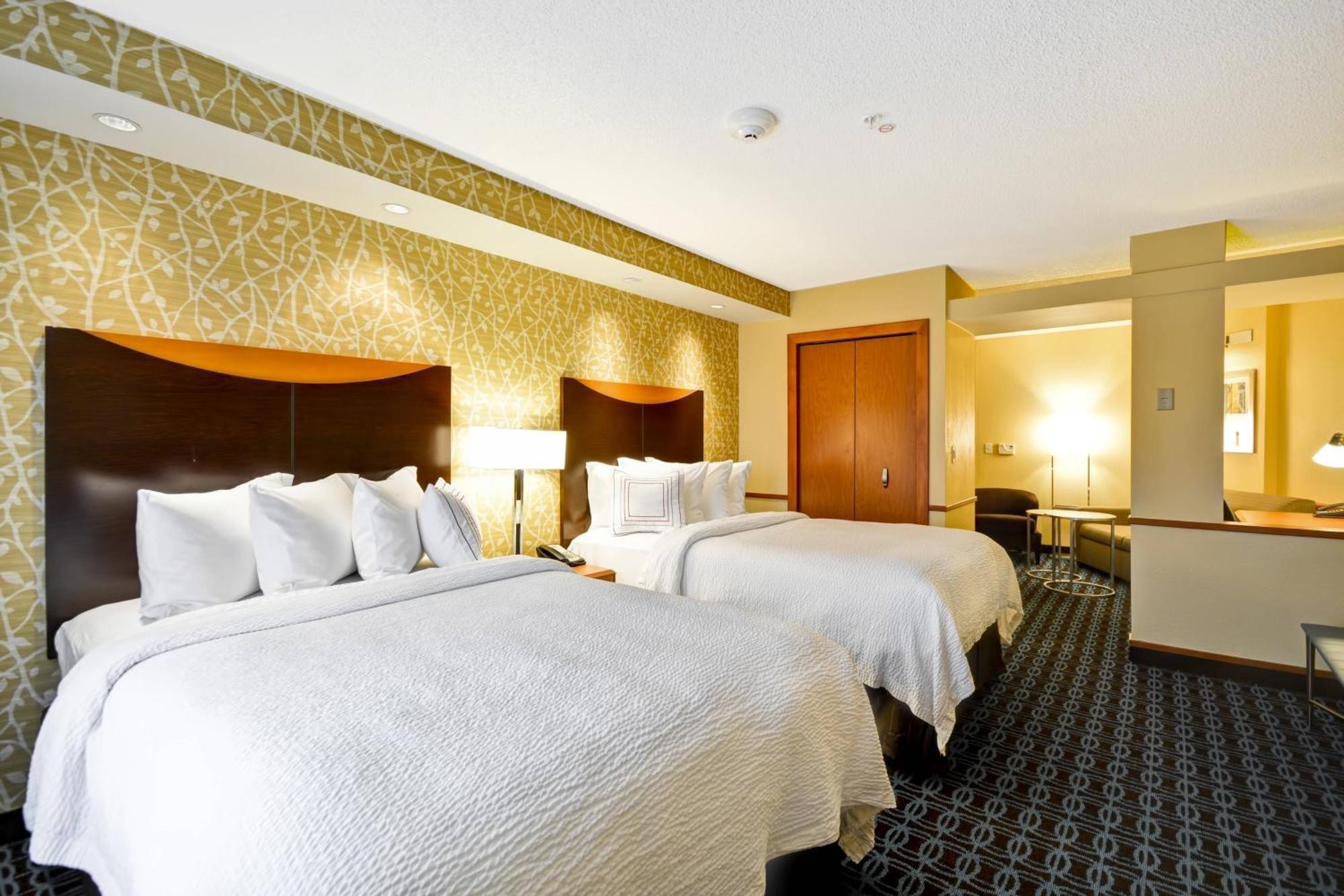 Fairfield Inn & Suites Tampa Fairgrounds/Casino Orient Park Dış mekan fotoğraf