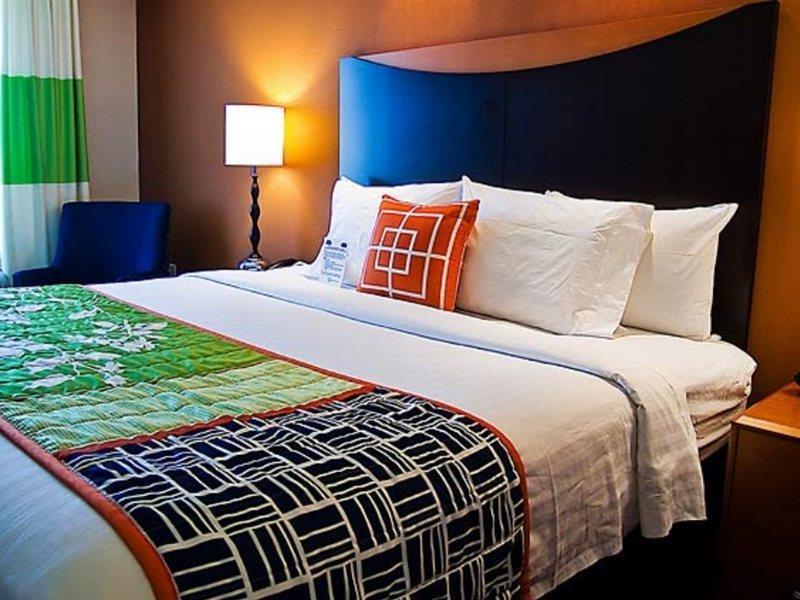 Fairfield Inn & Suites Tampa Fairgrounds/Casino Orient Park Dış mekan fotoğraf